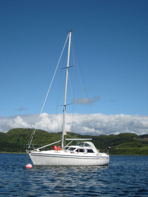 Moody Eclipse 33 Deck Saloon